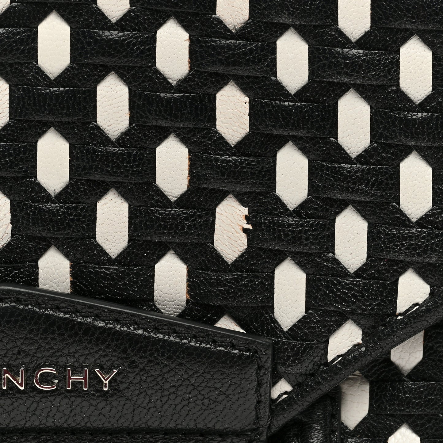 Woven Sugar Goatskin Medium Antigona Envelope Clutch Black White