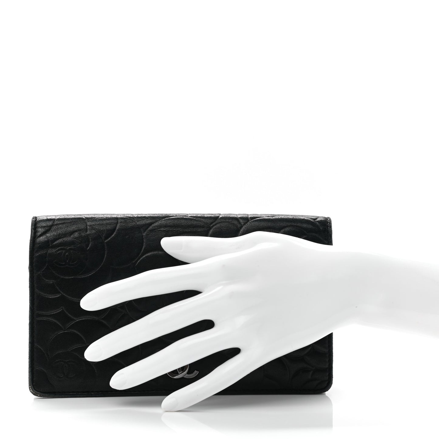 Lambskin Camellia Embossed Yen Wallet Black