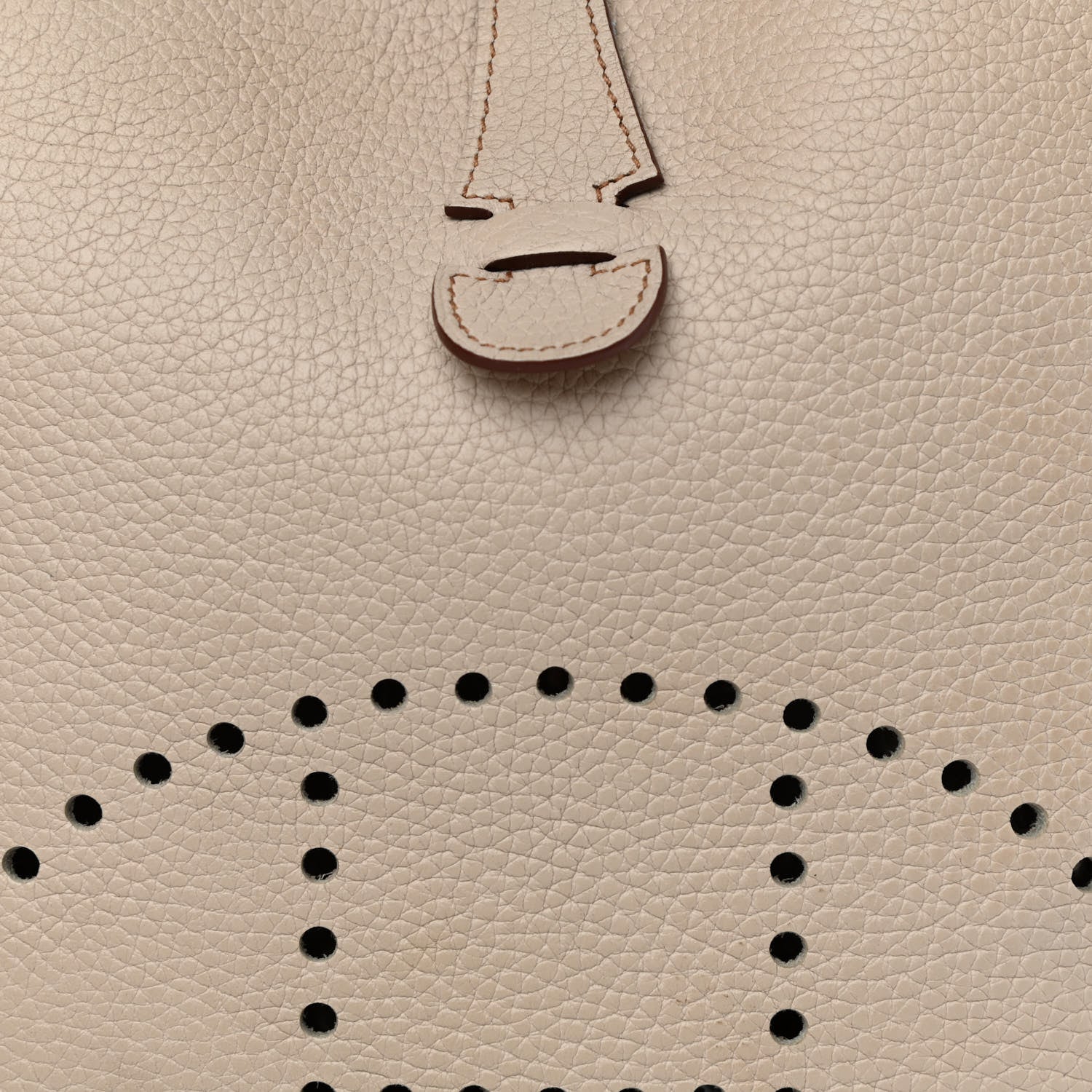 Hermes Taurillon Clemence Evelyne III PM Grege Pale 7 of 16