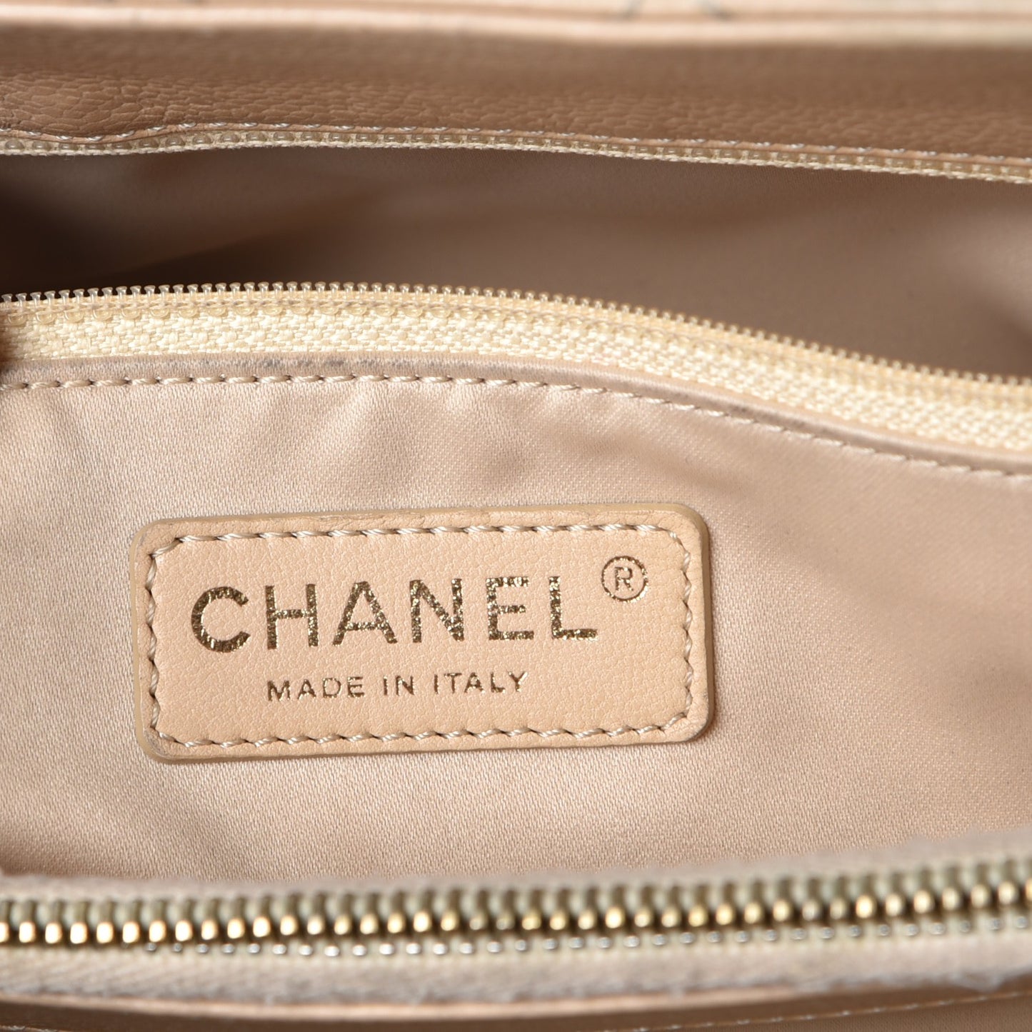 Caviar Quilted Grand Shopping Tote GST Beige Clair