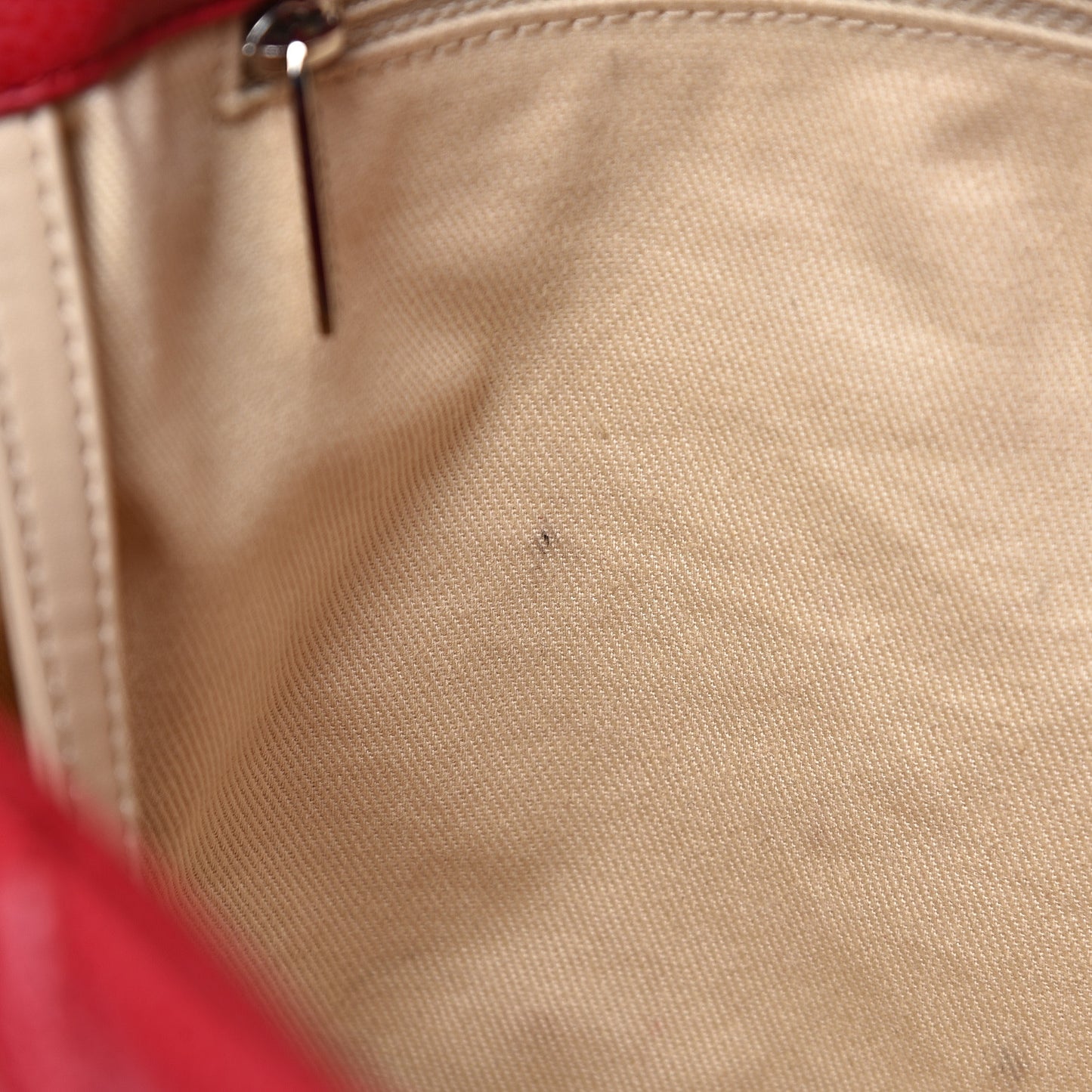 Glazed Caviar Medium Nature Flap Bag Red