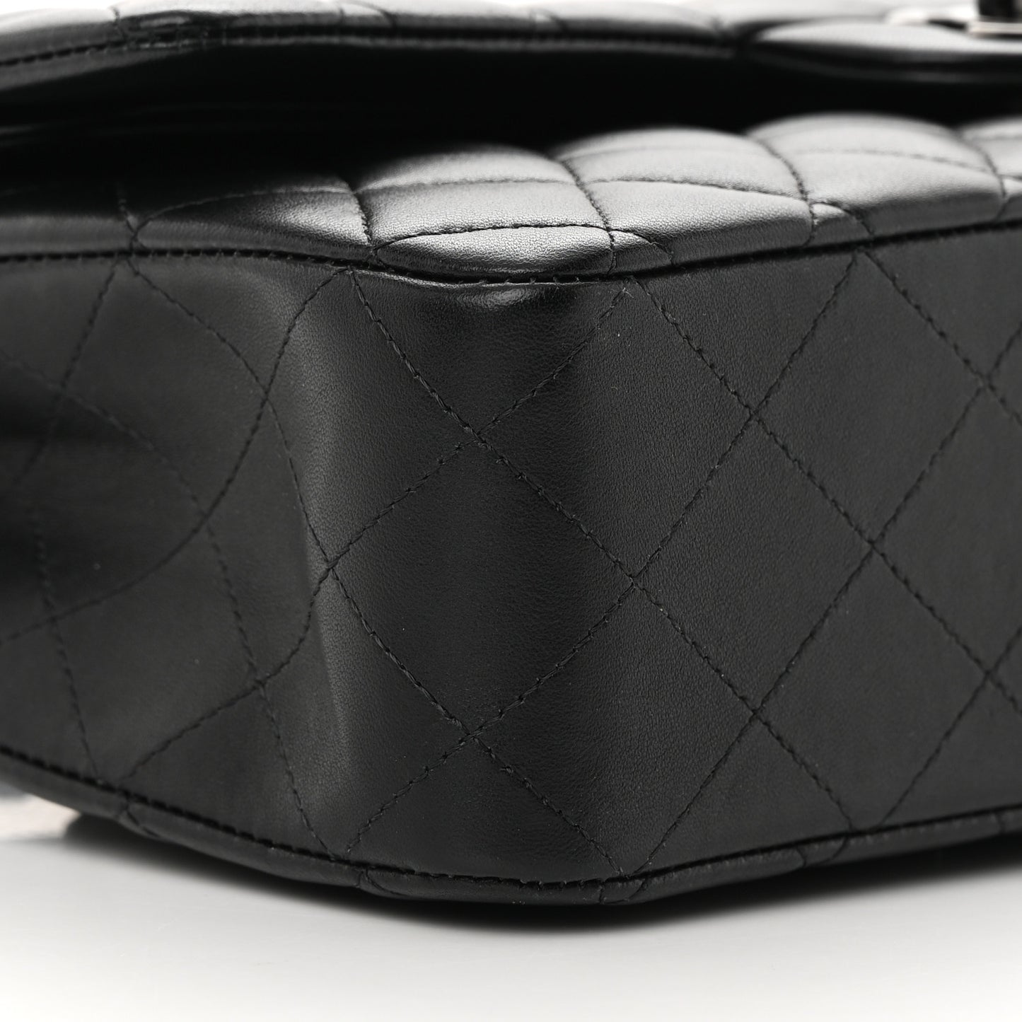 Lambskin Quilted Medium Double Flap So Black
