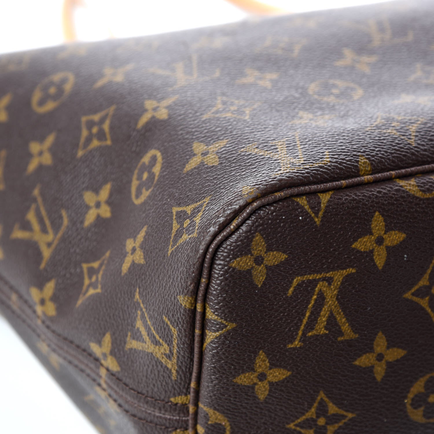 Louis Vuitton Monogram Neverfull MM 14 of 20
