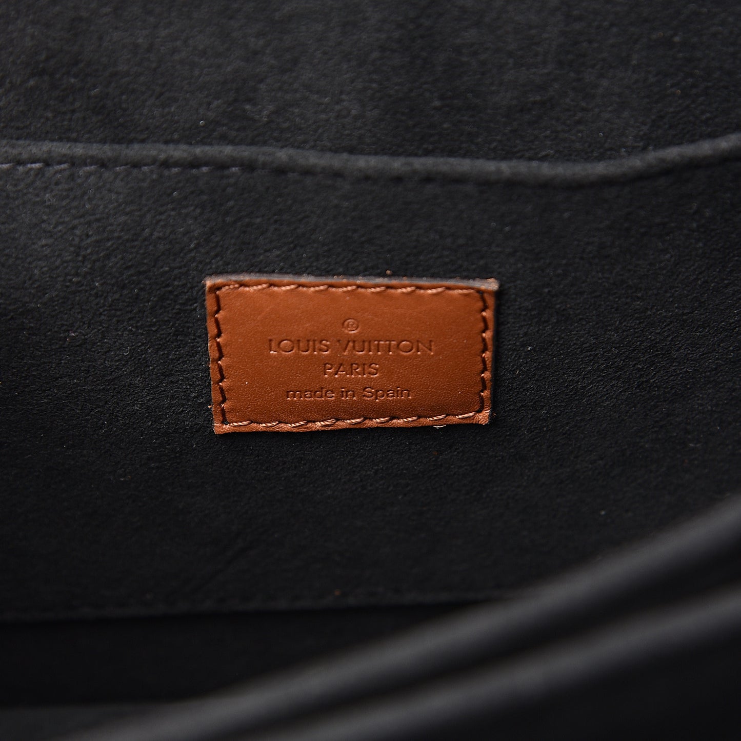 Reverse Monogram Dauphine MM