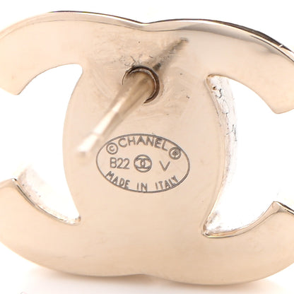Chanel Metal CC Turnlock Earrings Gold 4 of 4