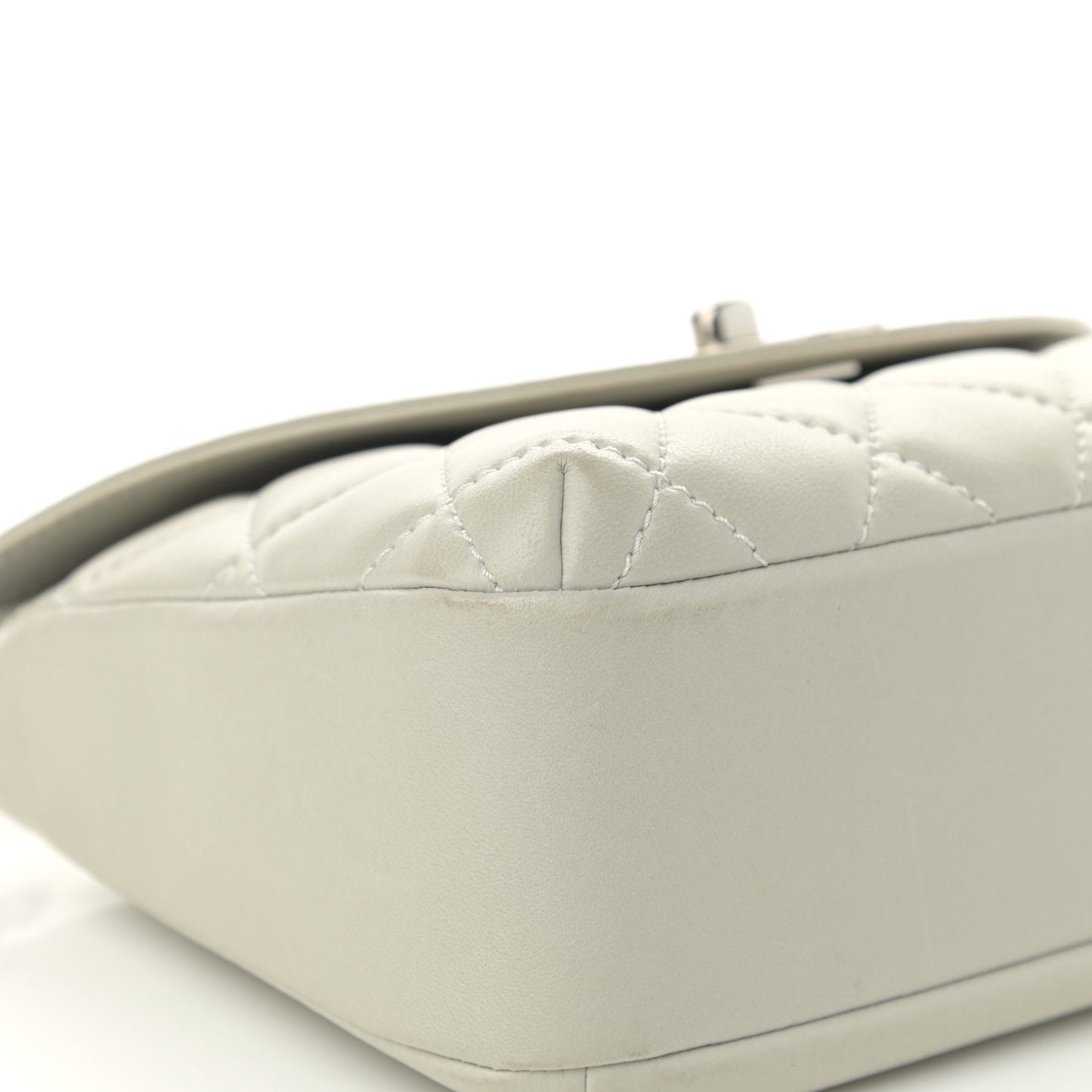 Lambskin Quilted Small Single Flap Bag Violet Clair