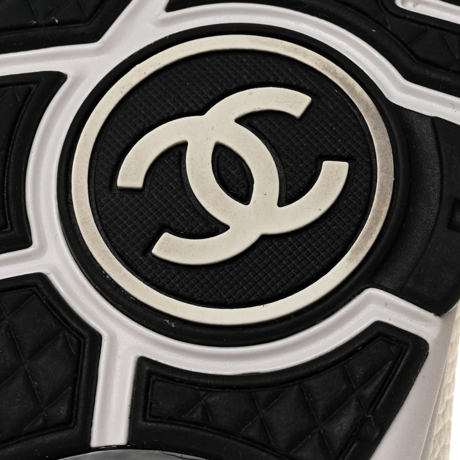 Chanel Mesh Suede Calfskin Grained Calfskin Womens CC Sneakers 38 White Black 8 of 9