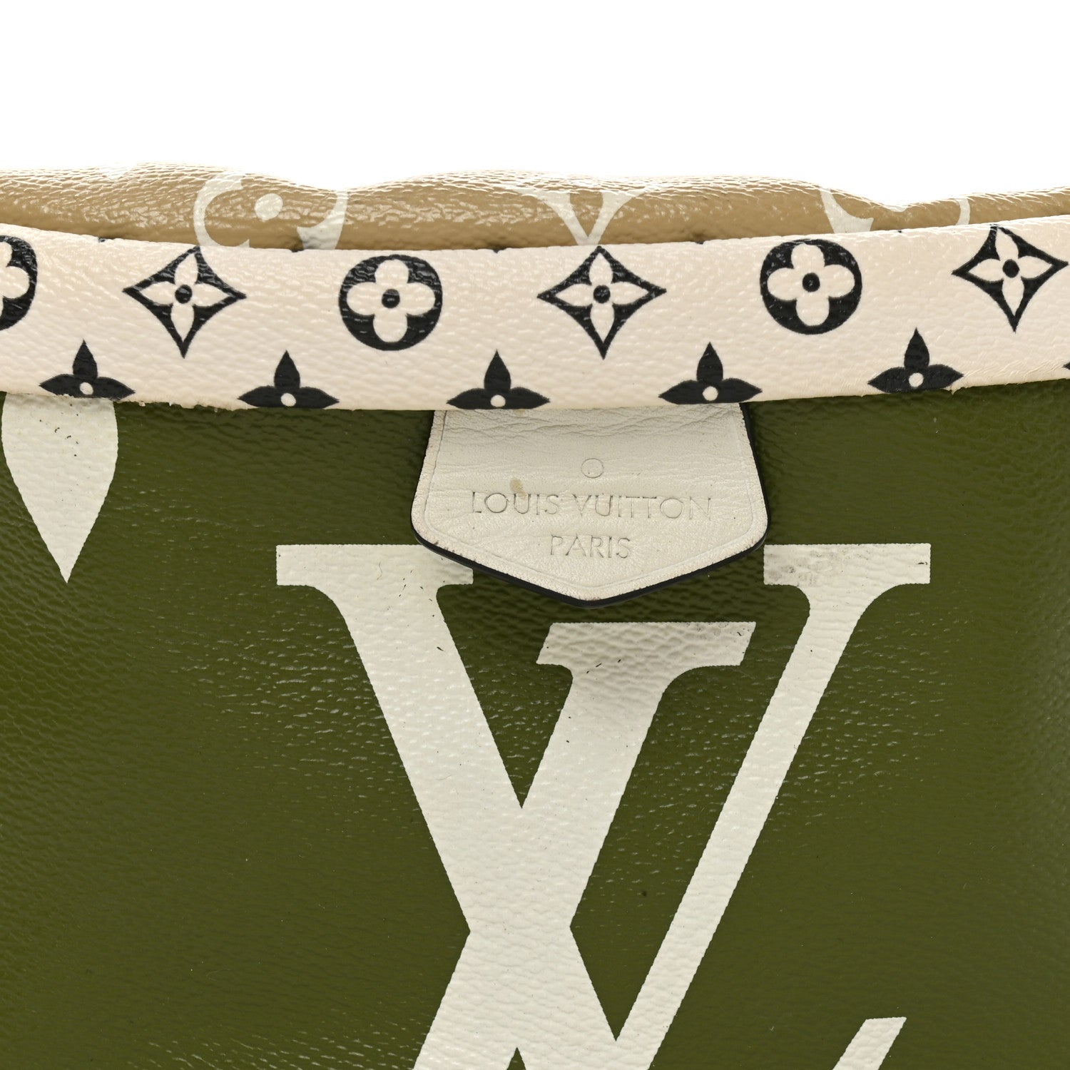 Louis Vuitton Monogram Giant Bumbag Kaki Beige 7 of 9