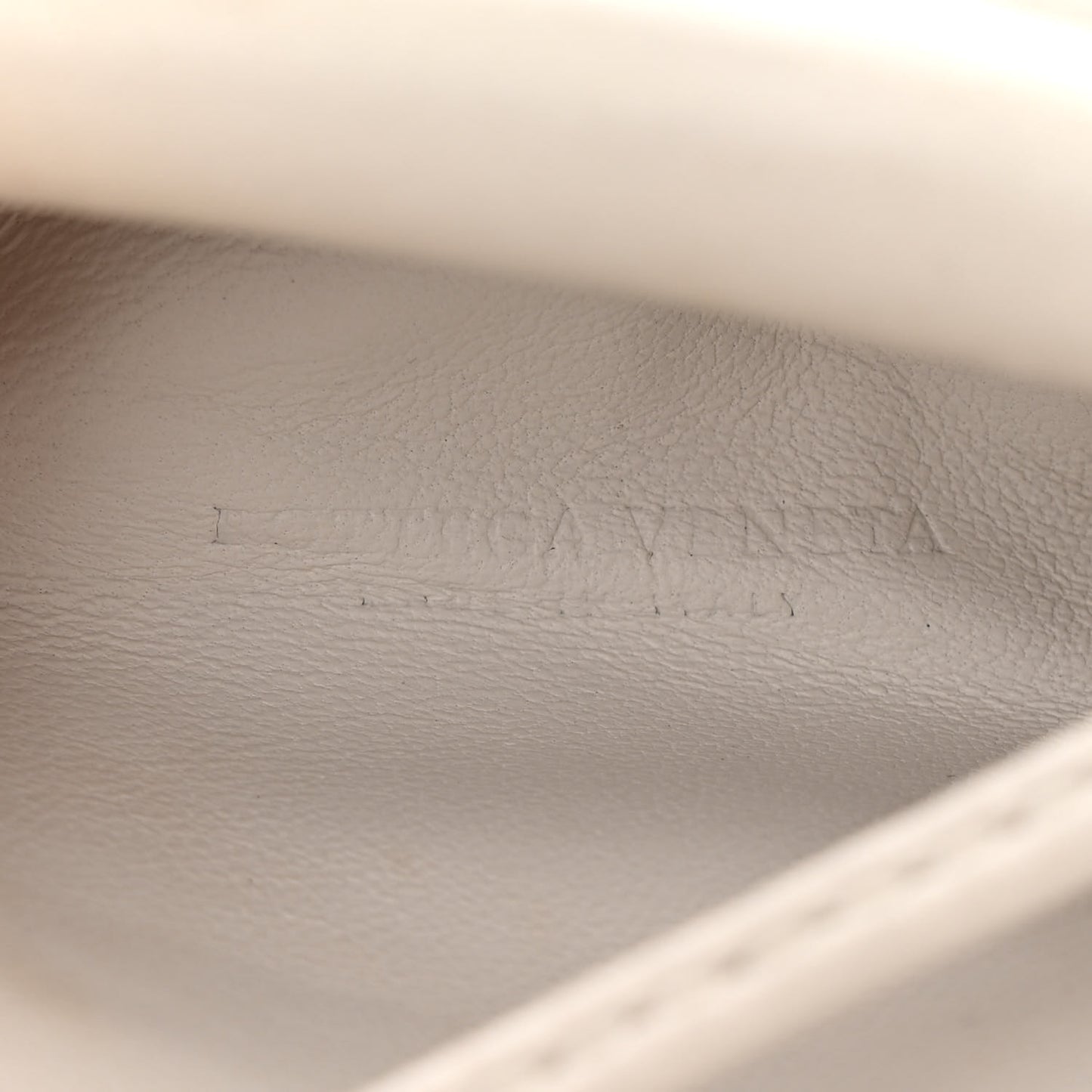 Nappa Intrecciato The Mini Pouch Chalk