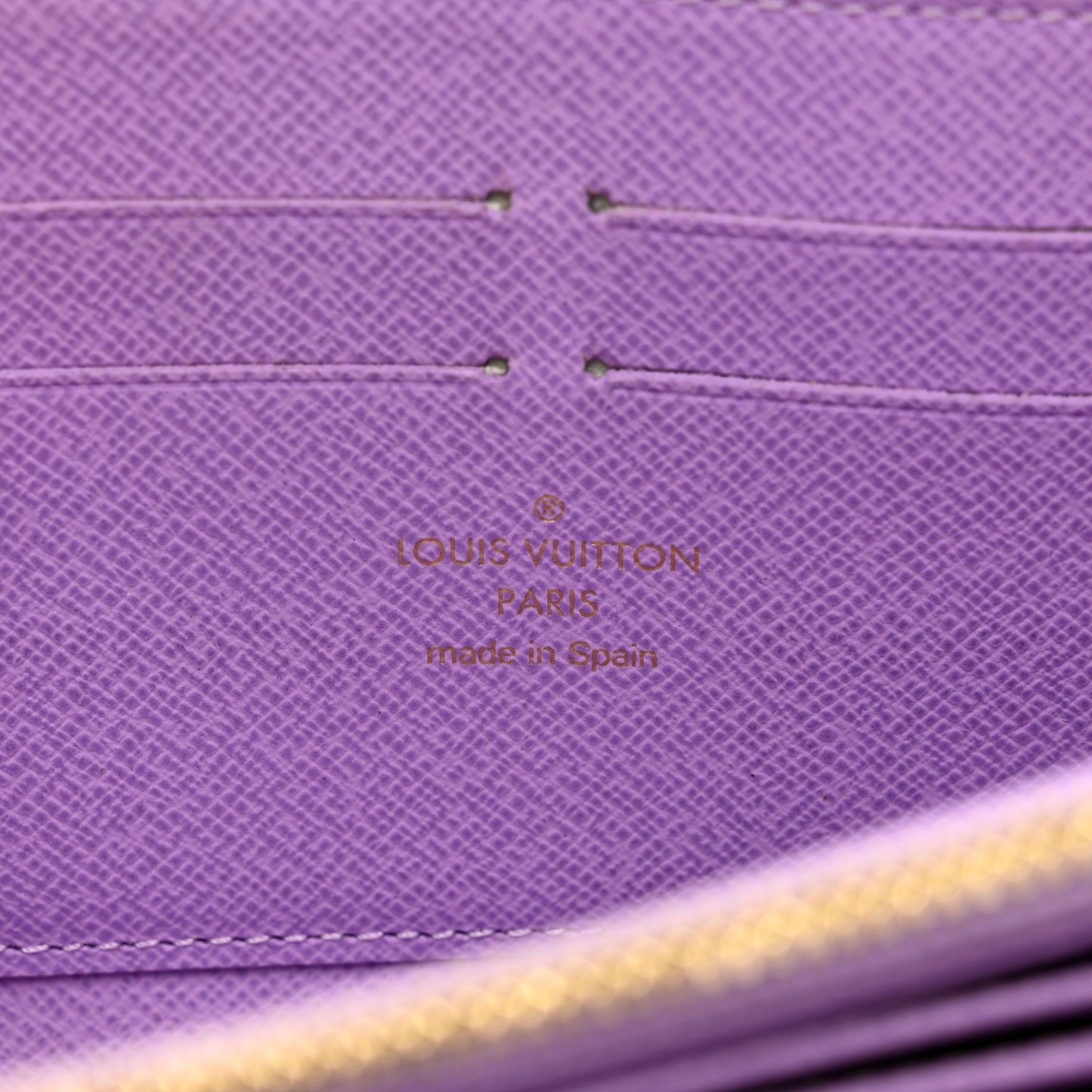 Damier Ebene Illustre Zippy Wallet Violet