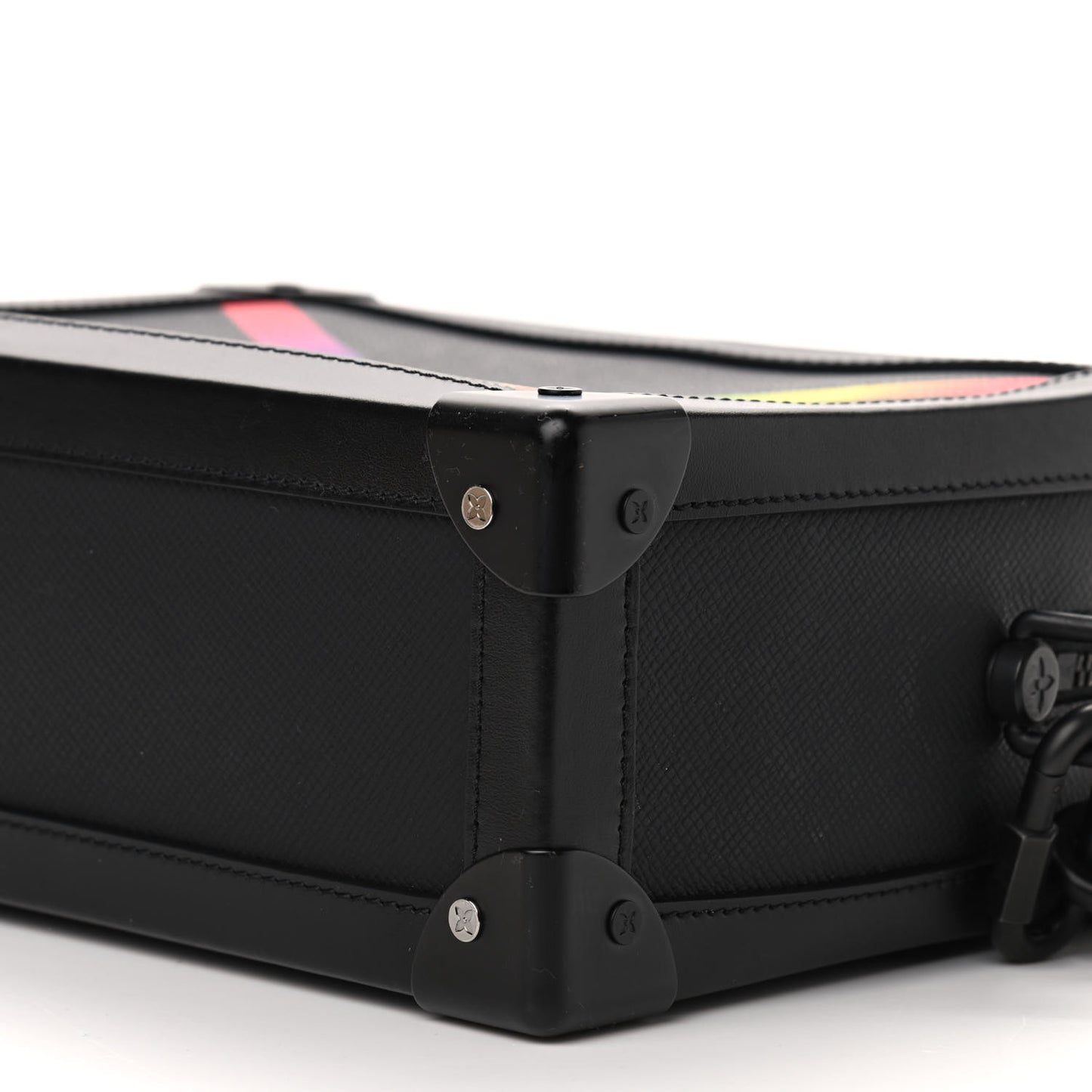 Taiga Rainbow Soft Trunk Black