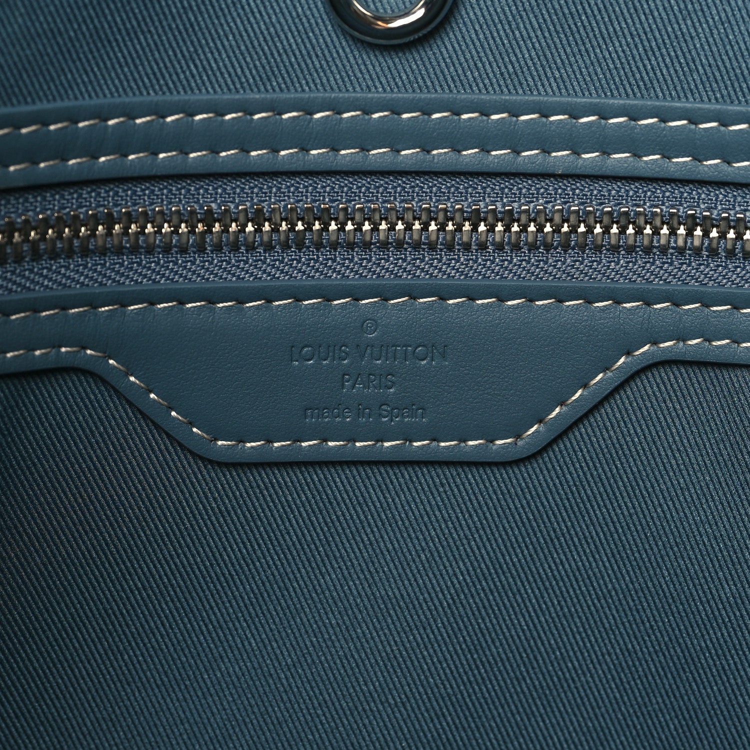 Louis Vuitton Monogram Washed Denim Weekend Tote NM 6 of 9