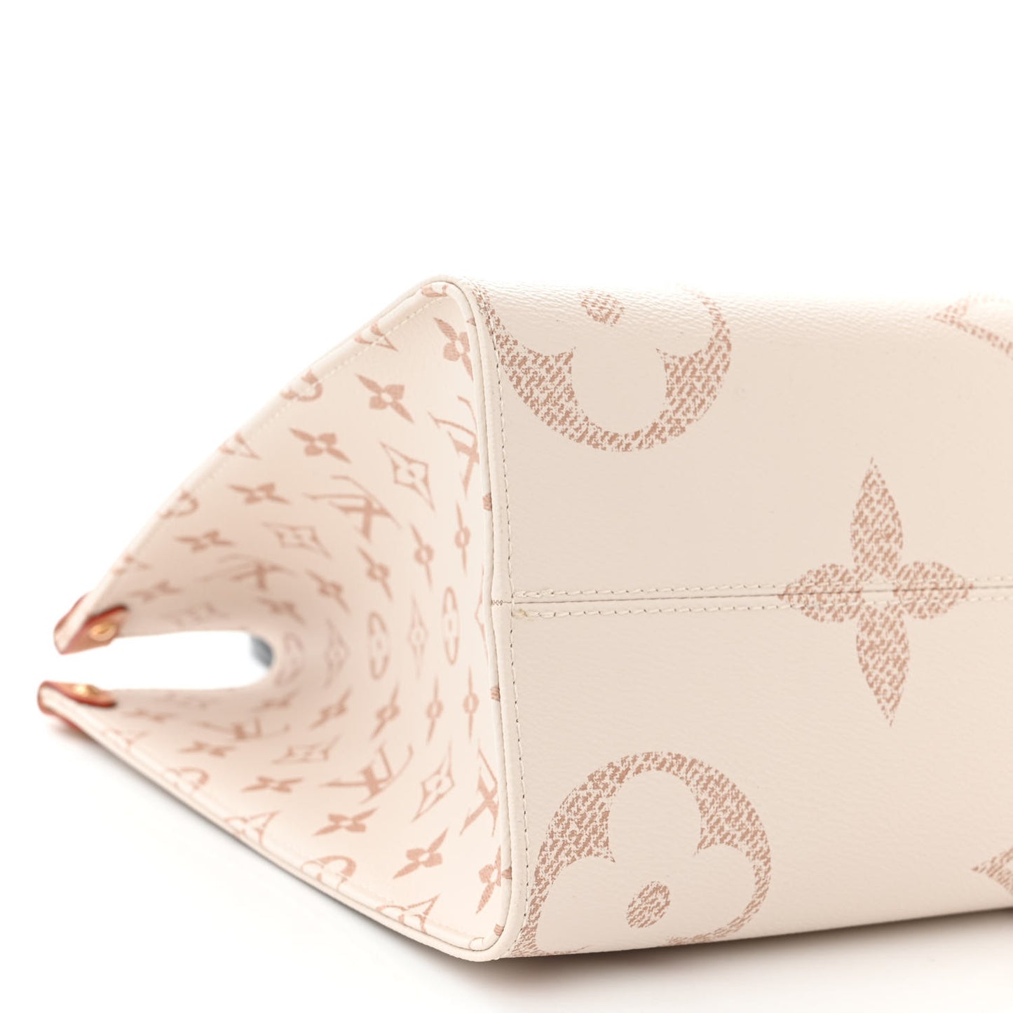 Monogram Dune Giant Onthego MM