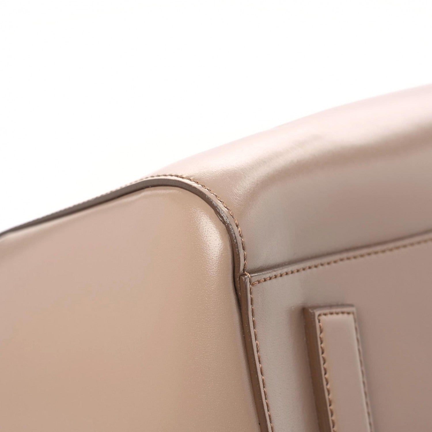 Givenchy Shiny Lord Calfskin Medium Antigona Dark Beige 7 of 17