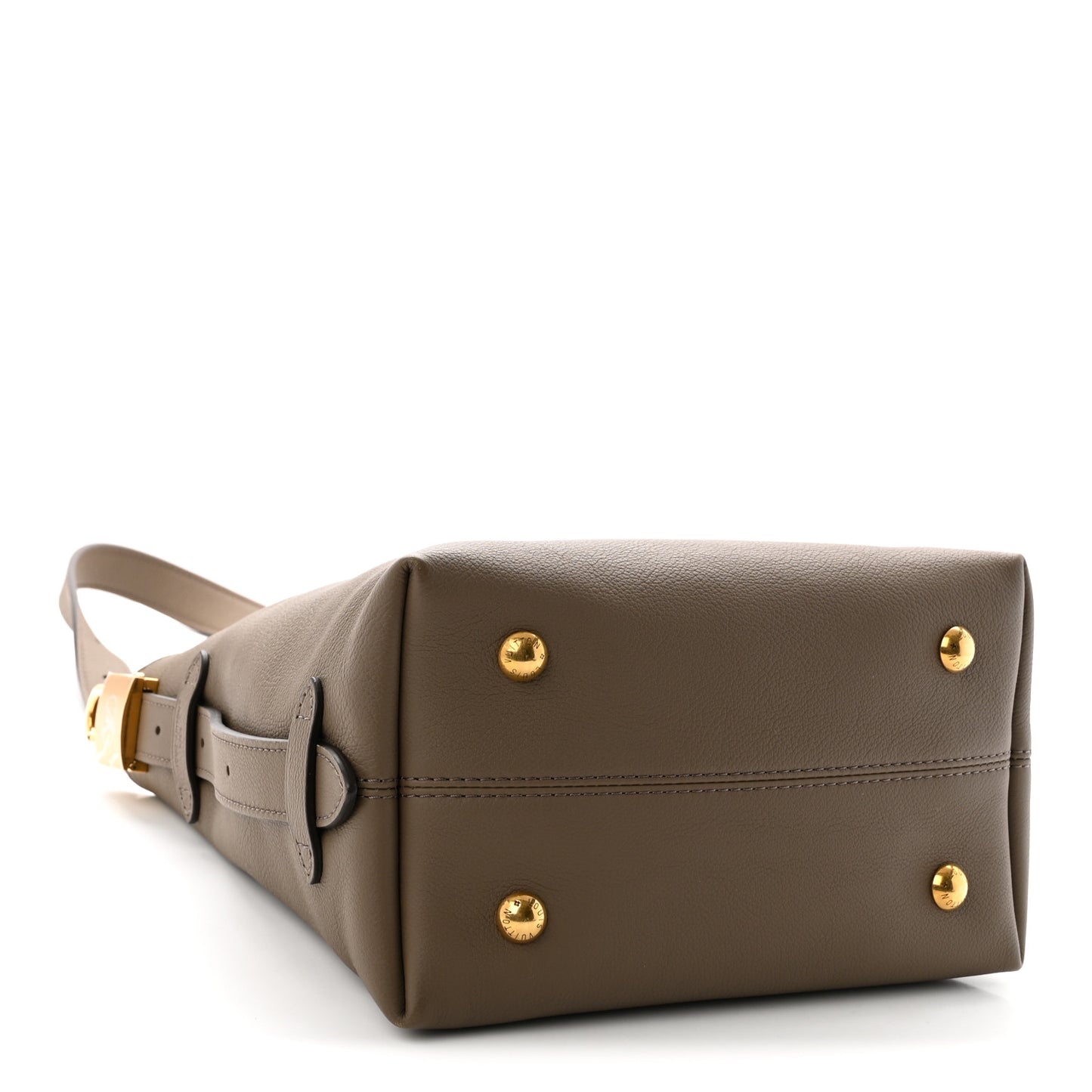 Grained Calfskin Low Key Hobo PM Smoke