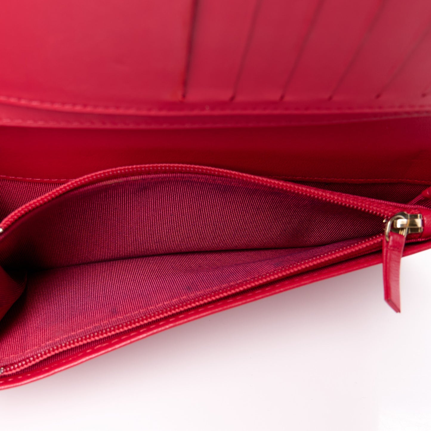 Lambskin Quilted Yen Wallet Red