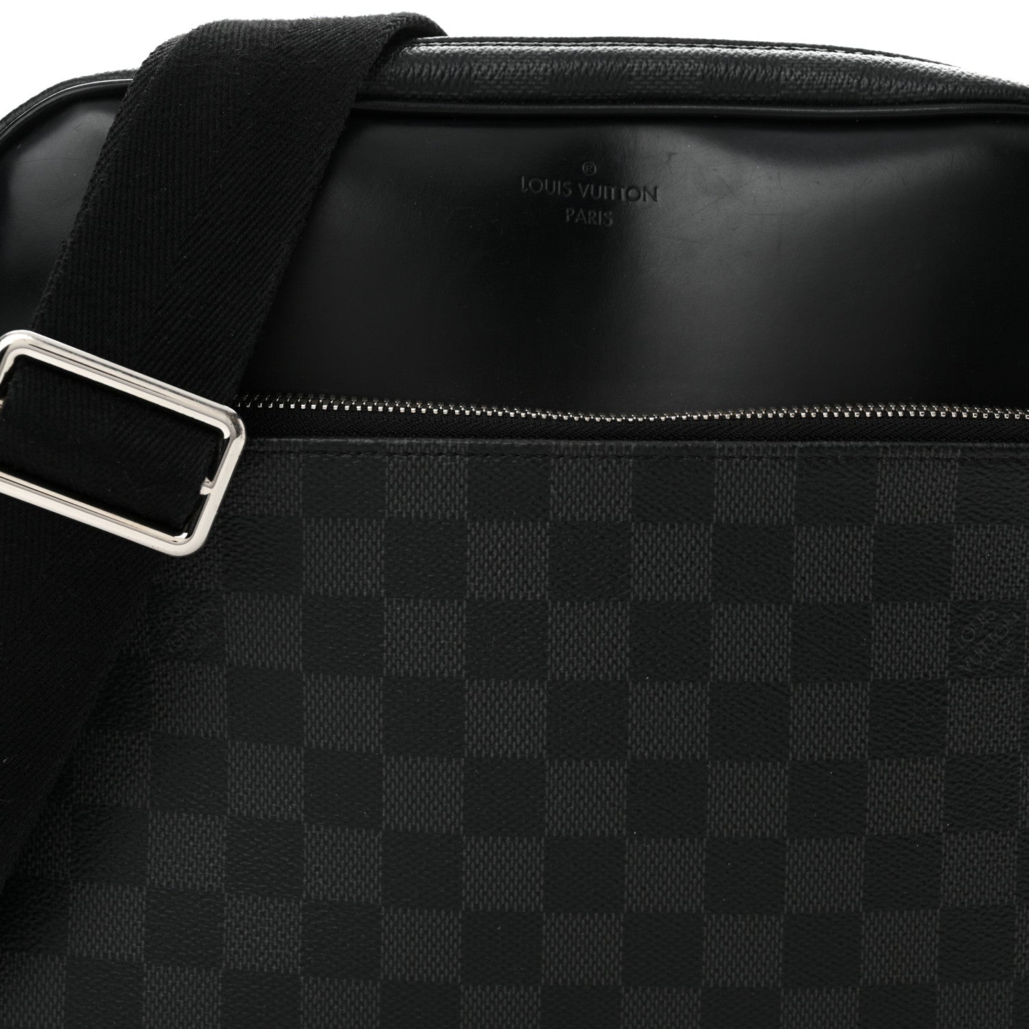 Louis Vuitton Damier Graphite Dayton Reporter PM 8 of 12