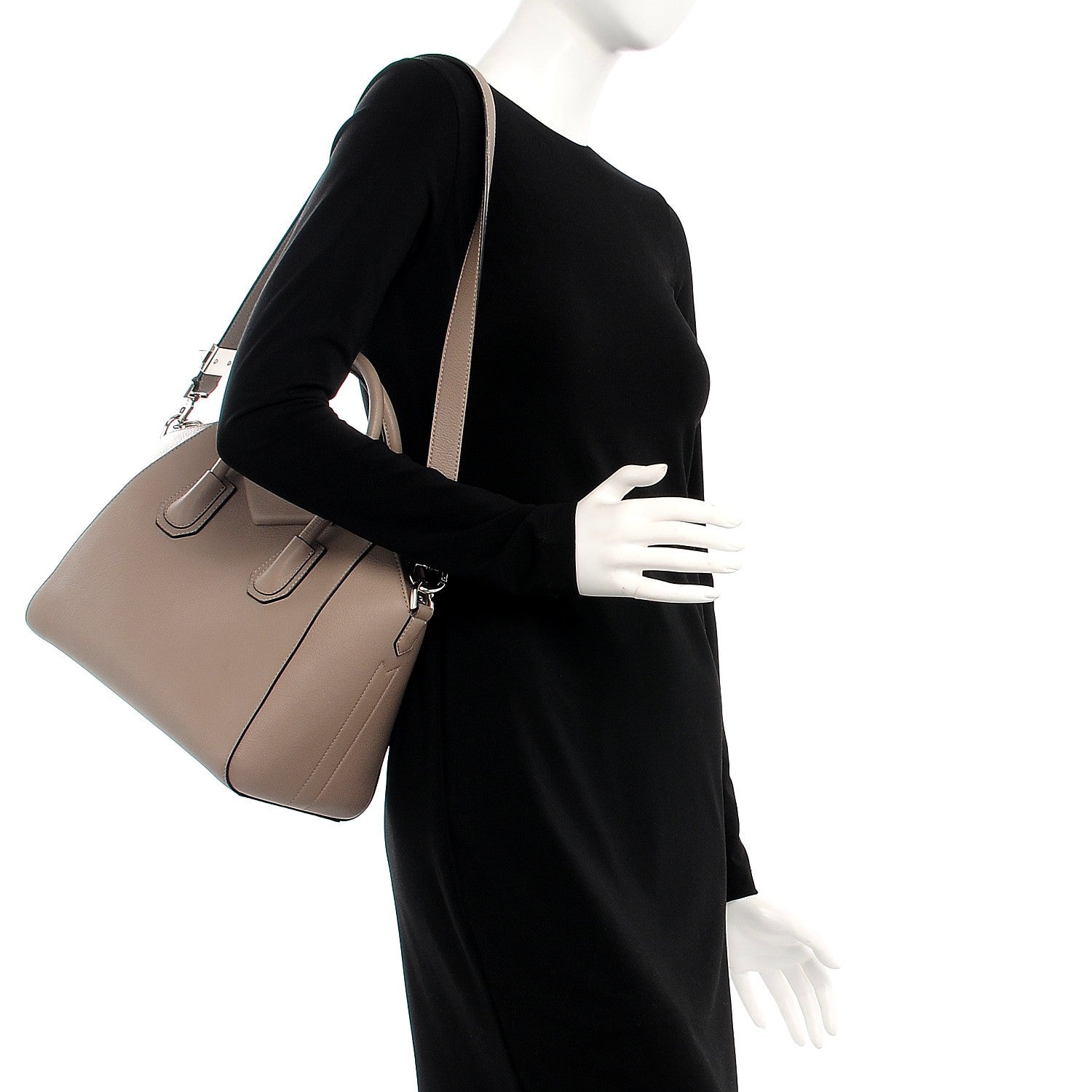 Givenchy Sugar Goatskin Small Antigona Mastic 2 of 9