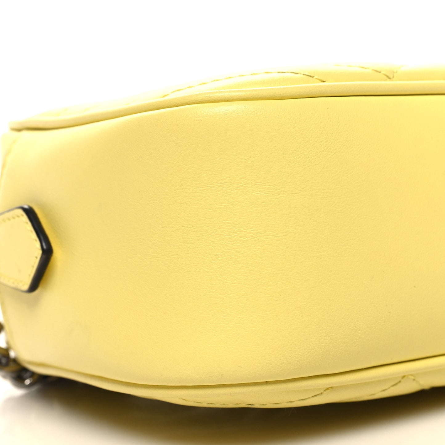 Calfskin Matelasse Small GG Marmont Chain Shoulder Bag Banana