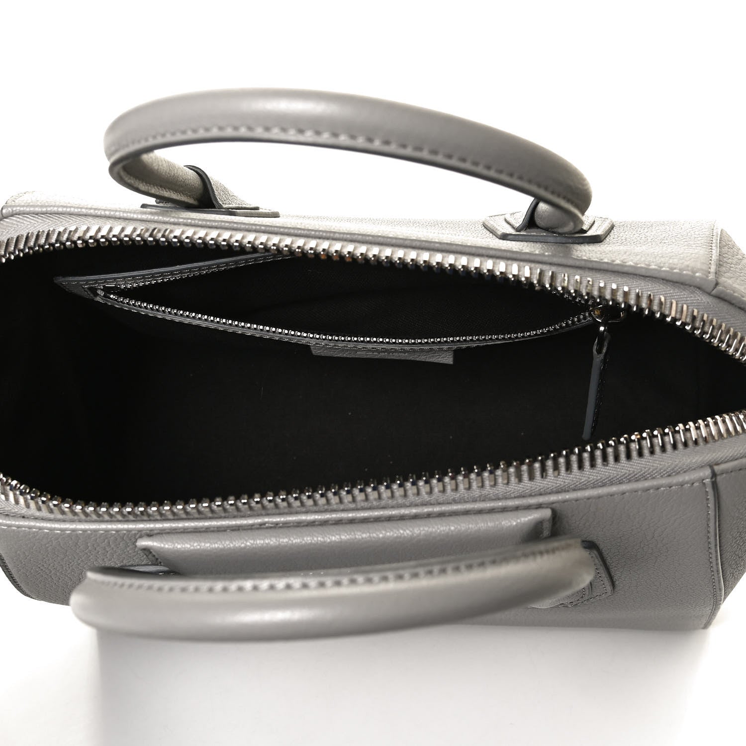 Givenchy Sugar Goatskin Small Antigona Pearl Grey 5 of 14