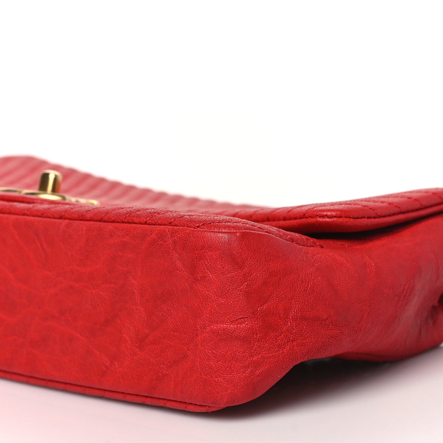 Calfskin Surpique Chevron Medium Flap Red
