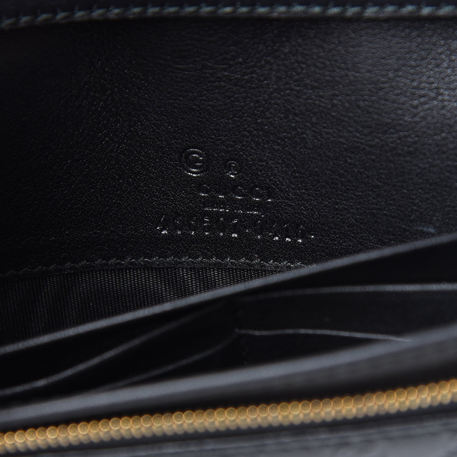 Gucci Microguccissima Crossbody Wallet Black 5 of 11