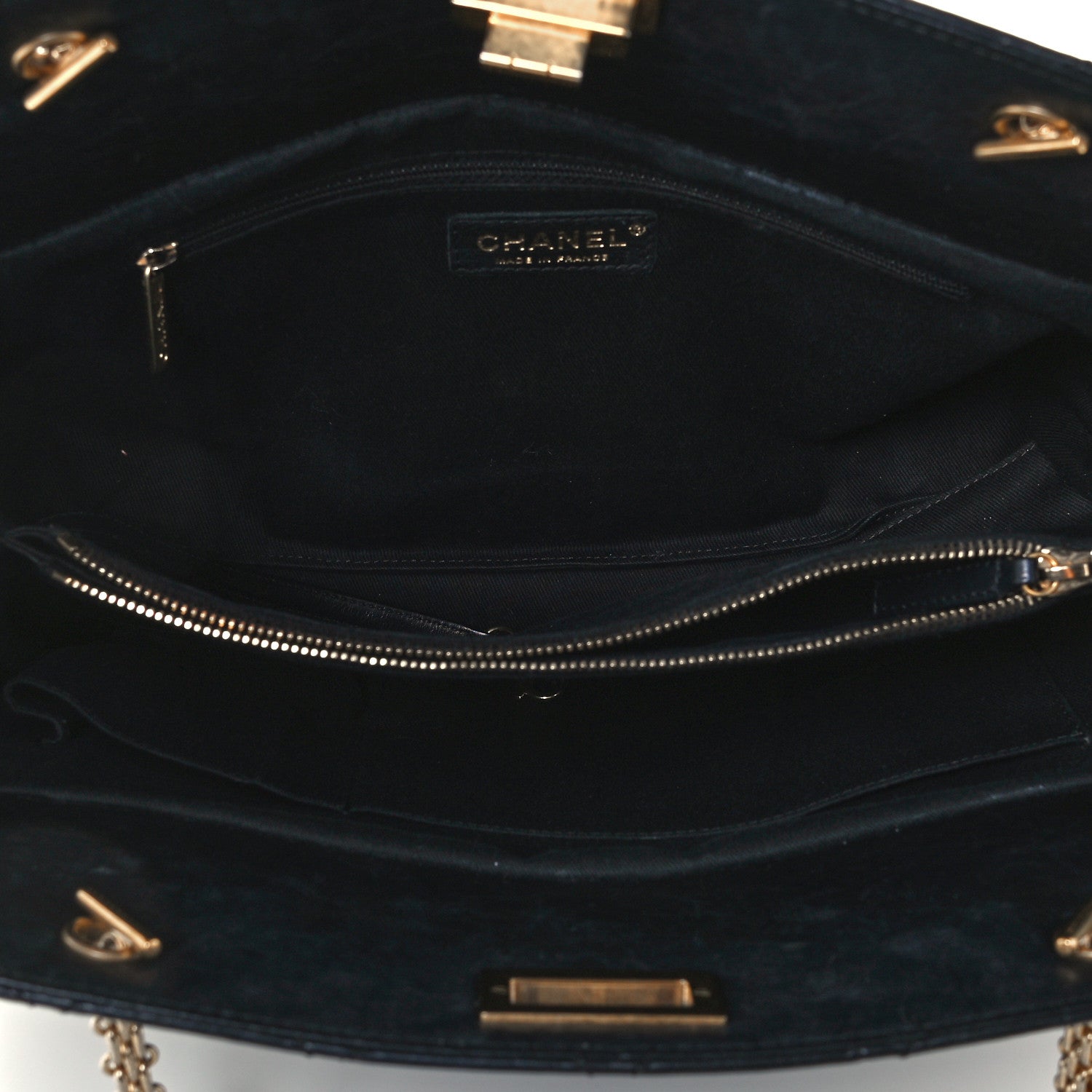 Chanel Aged Calfskin Reissue 2.55 Tote Black 4 of 9