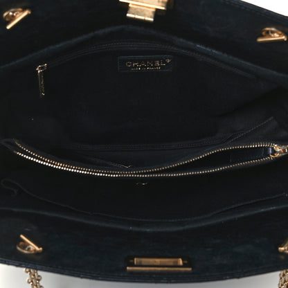Chanel Aged Calfskin Reissue 2.55 Tote Black 4 of 9