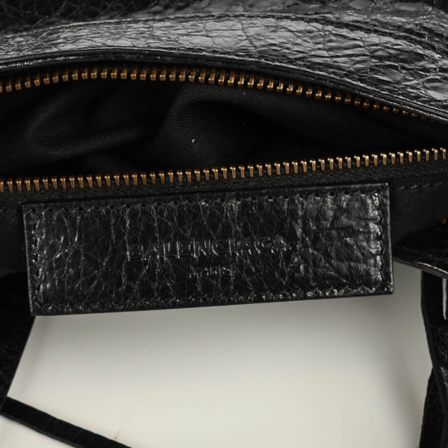 Agneau Classic Hardware Hip Black