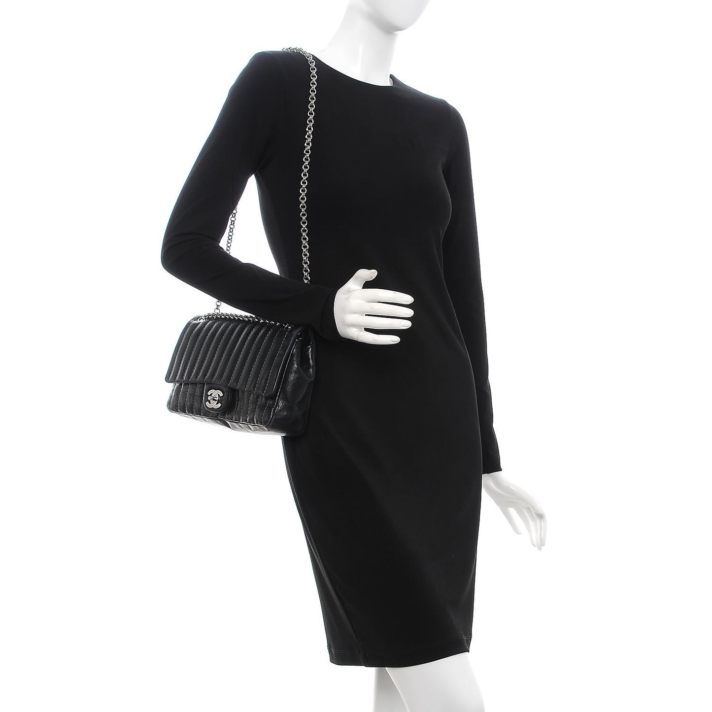 Lambskin Vertical Quilted Medium Single Flap Black