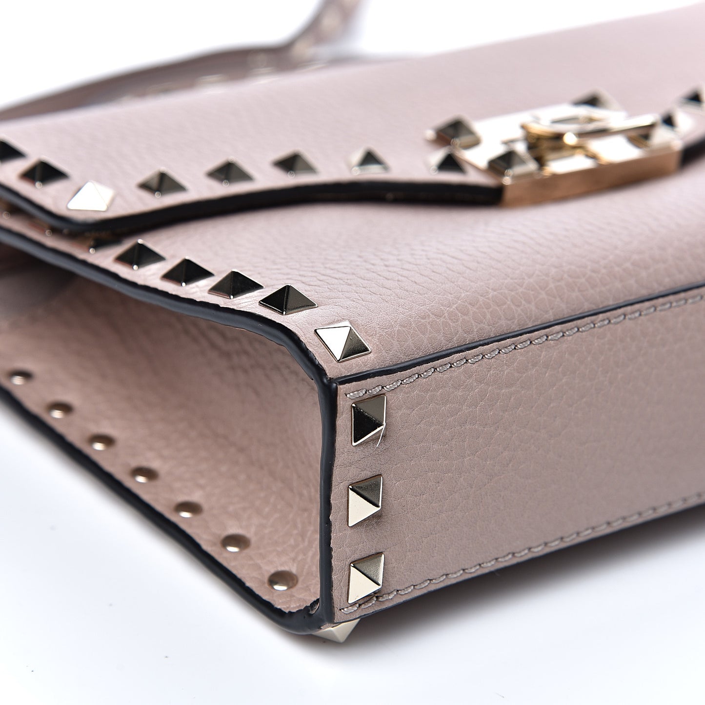 Pebbled Calfskin Medium Rockstud Flip Lock Crossbody Bag Poudre