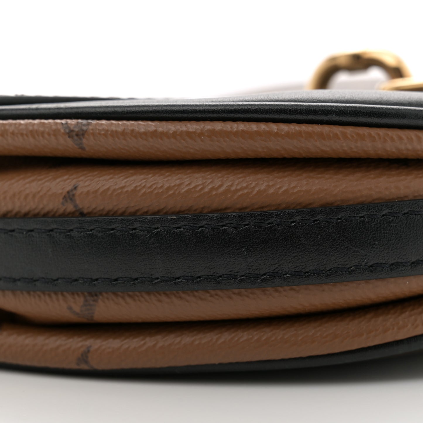 Reverse Monogram Chantilly Lock Black