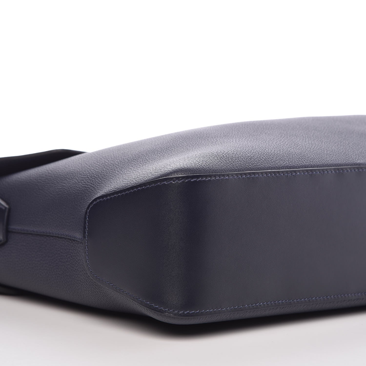 Hermes Togo CityNews Messenger Bleu Nuit Bleu Indigo 8 of 10