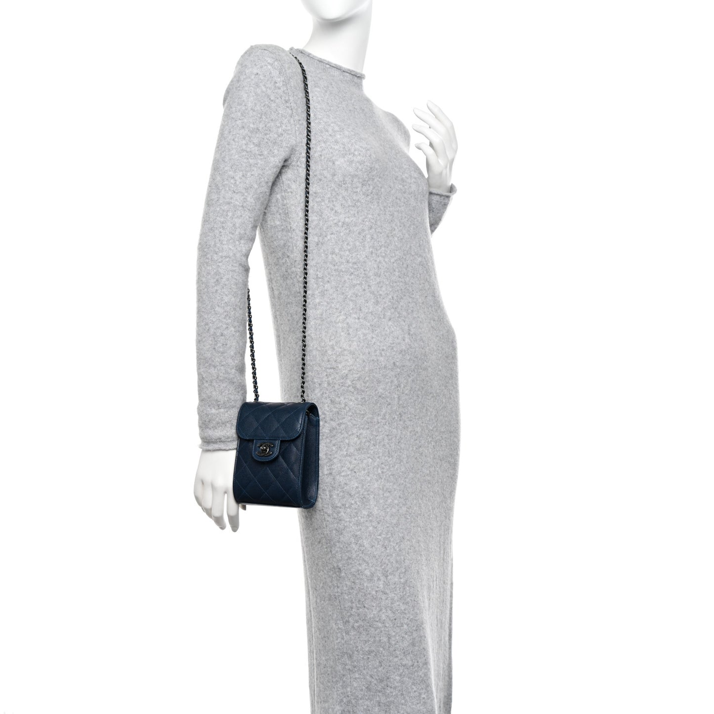 Caviar Quilted Extra Mini Wallet On Chain WOC Blue