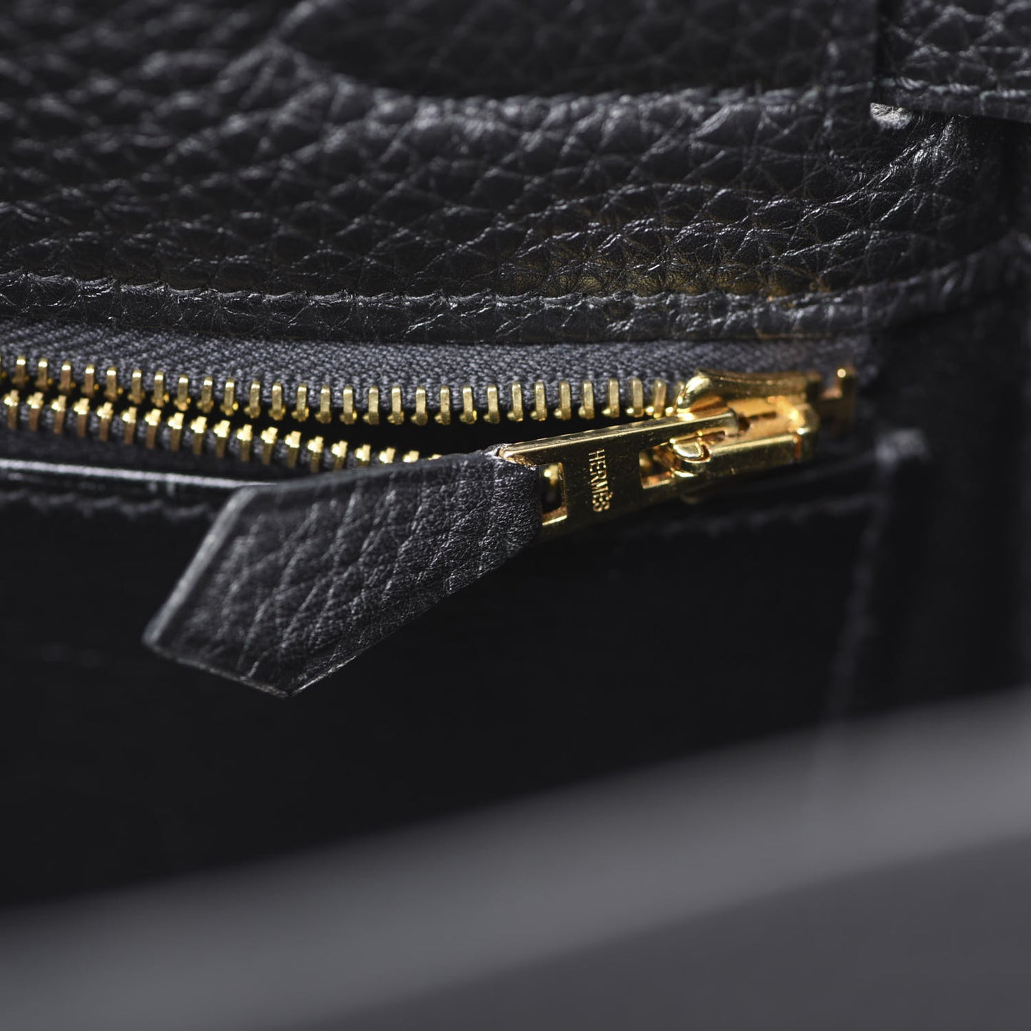 Togo Kelly Retourne 32 Black