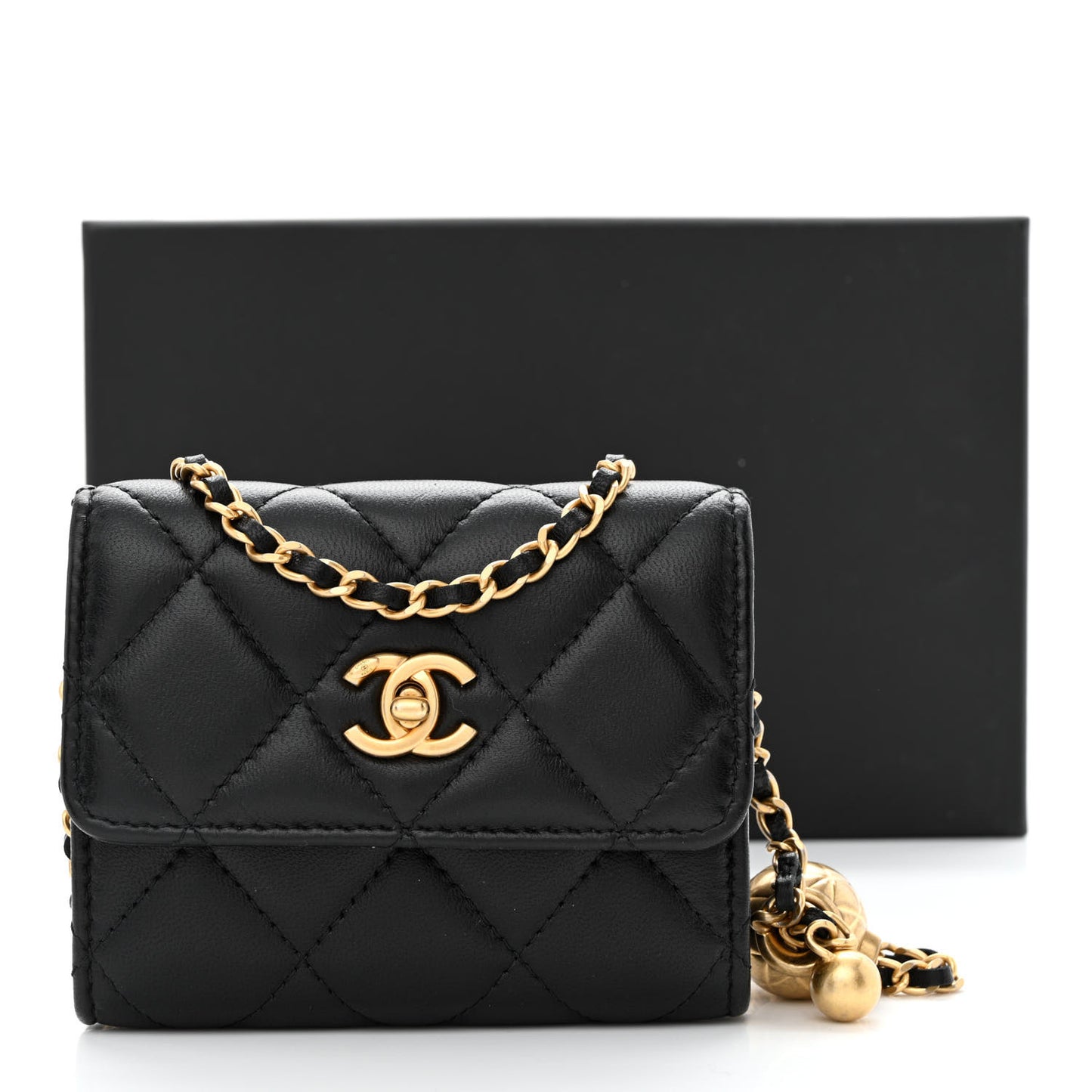 Lambskin Quilted Pearl Crush Clutch With Chain Black