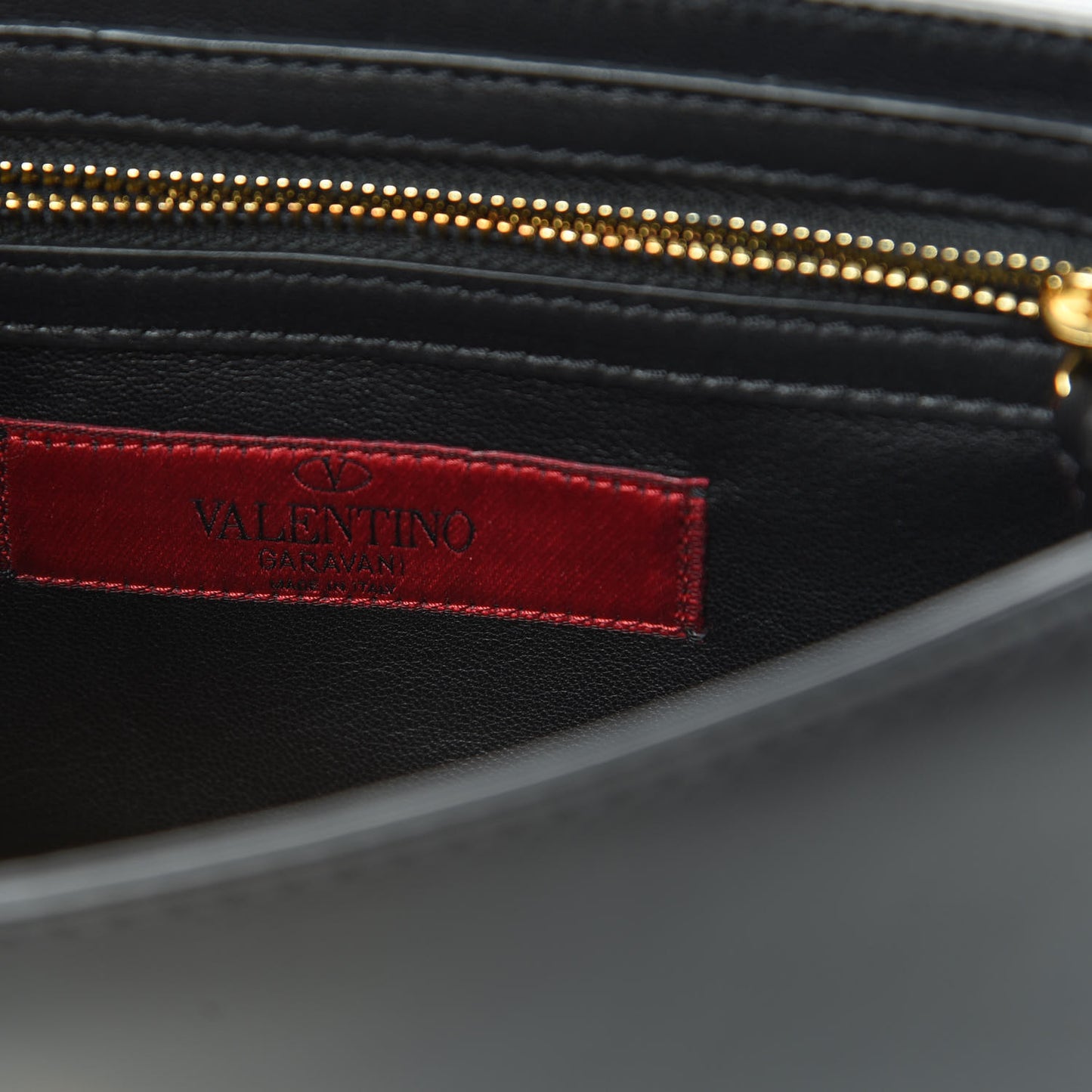 Vitello Multichain Shoulder Bag Black