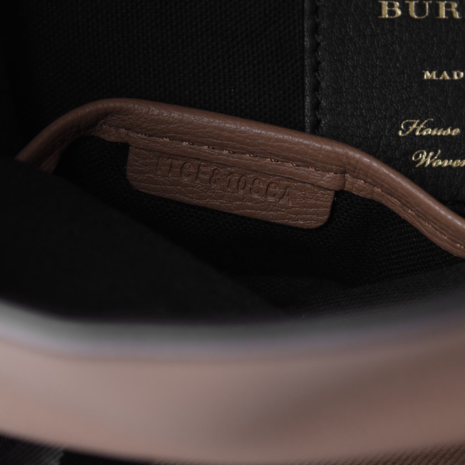 Burberry Grainy Calfskin House Check Medium Sycamore Dark Sand 7 of 7