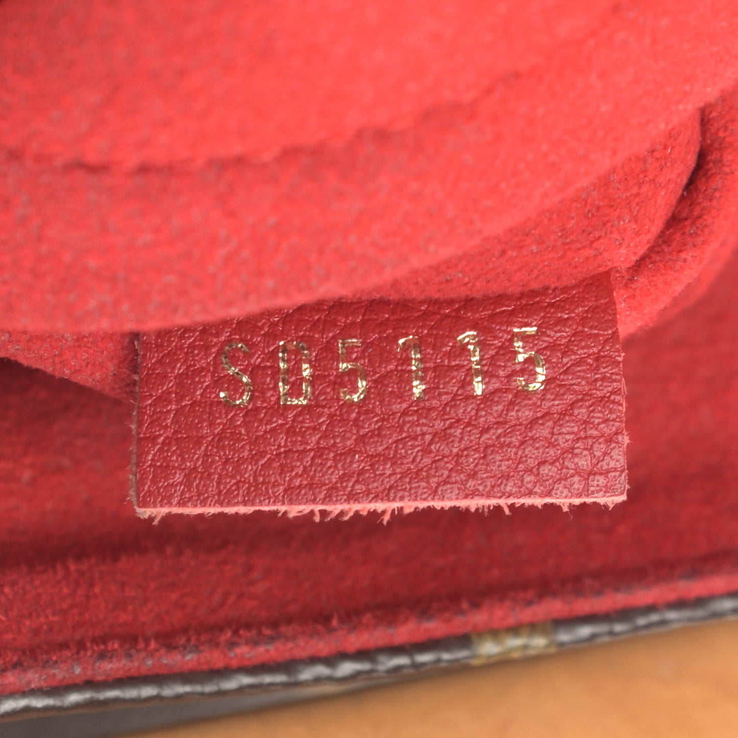 Monogram Gaia Cherry