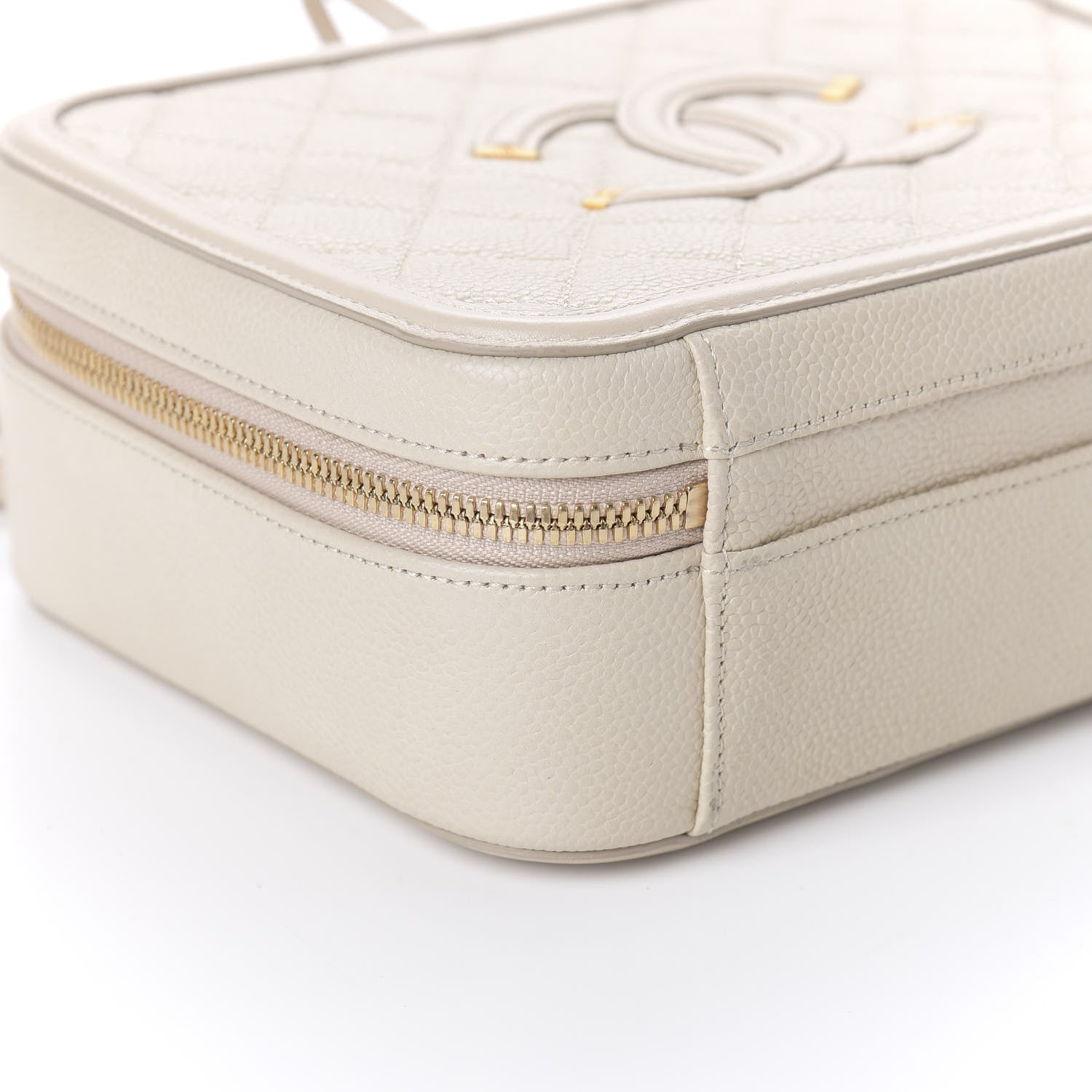 Chanel Caviar Quilted Medium CC Filigree Vanity Case Light Beige 6 of 11