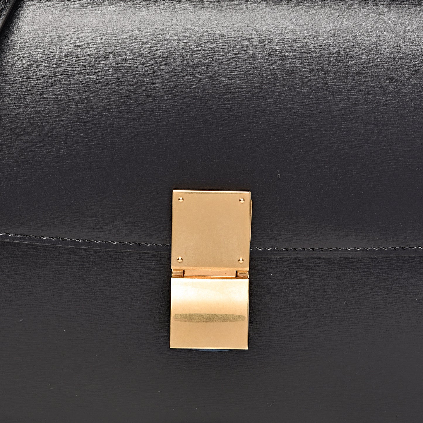 Box Calfskin Medium Classic Box Flap Bag Black