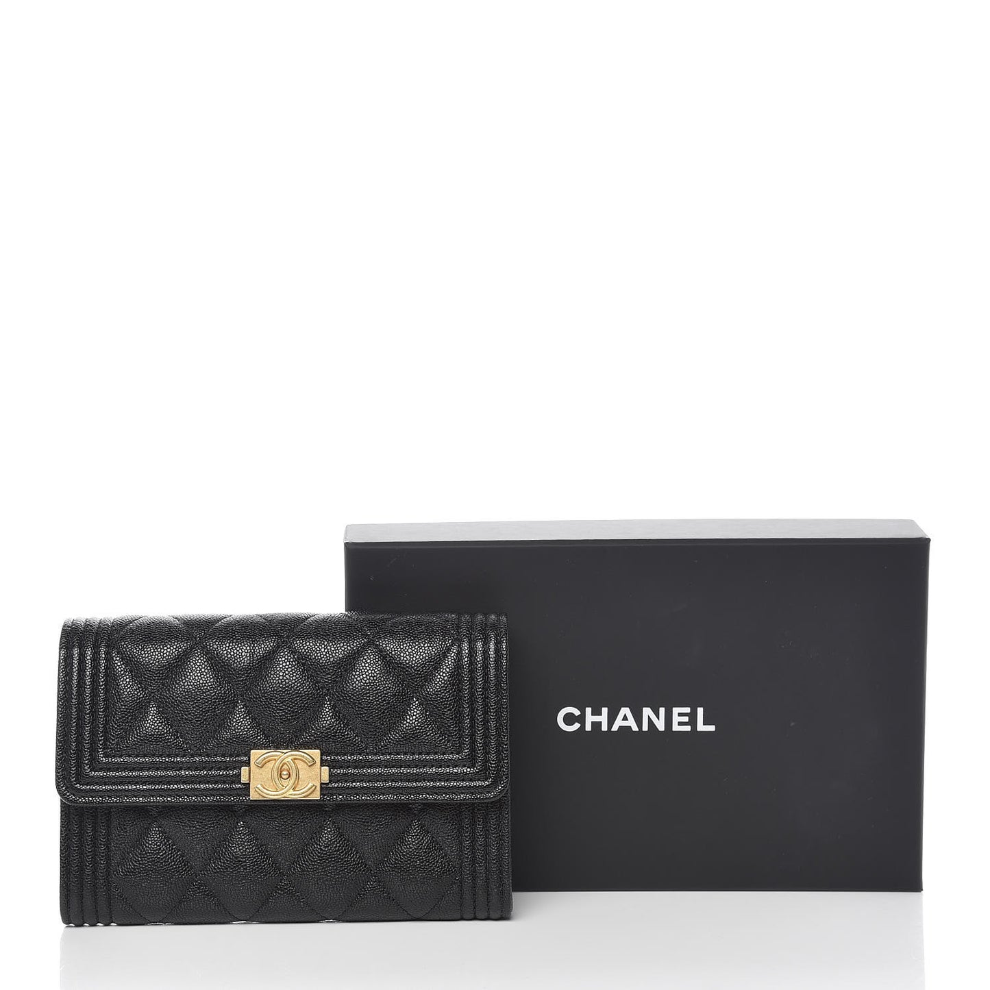 Caviar Quilted Medium Boy Flap Wallet Black