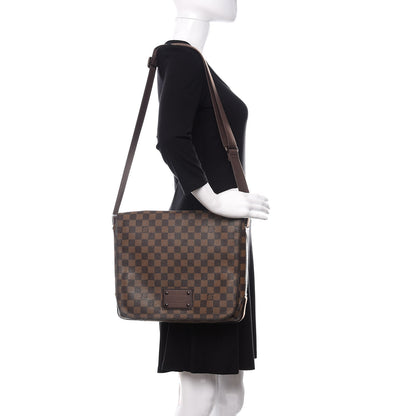 Louis Vuitton Damier Ebene Brooklyn MM 2 of 9