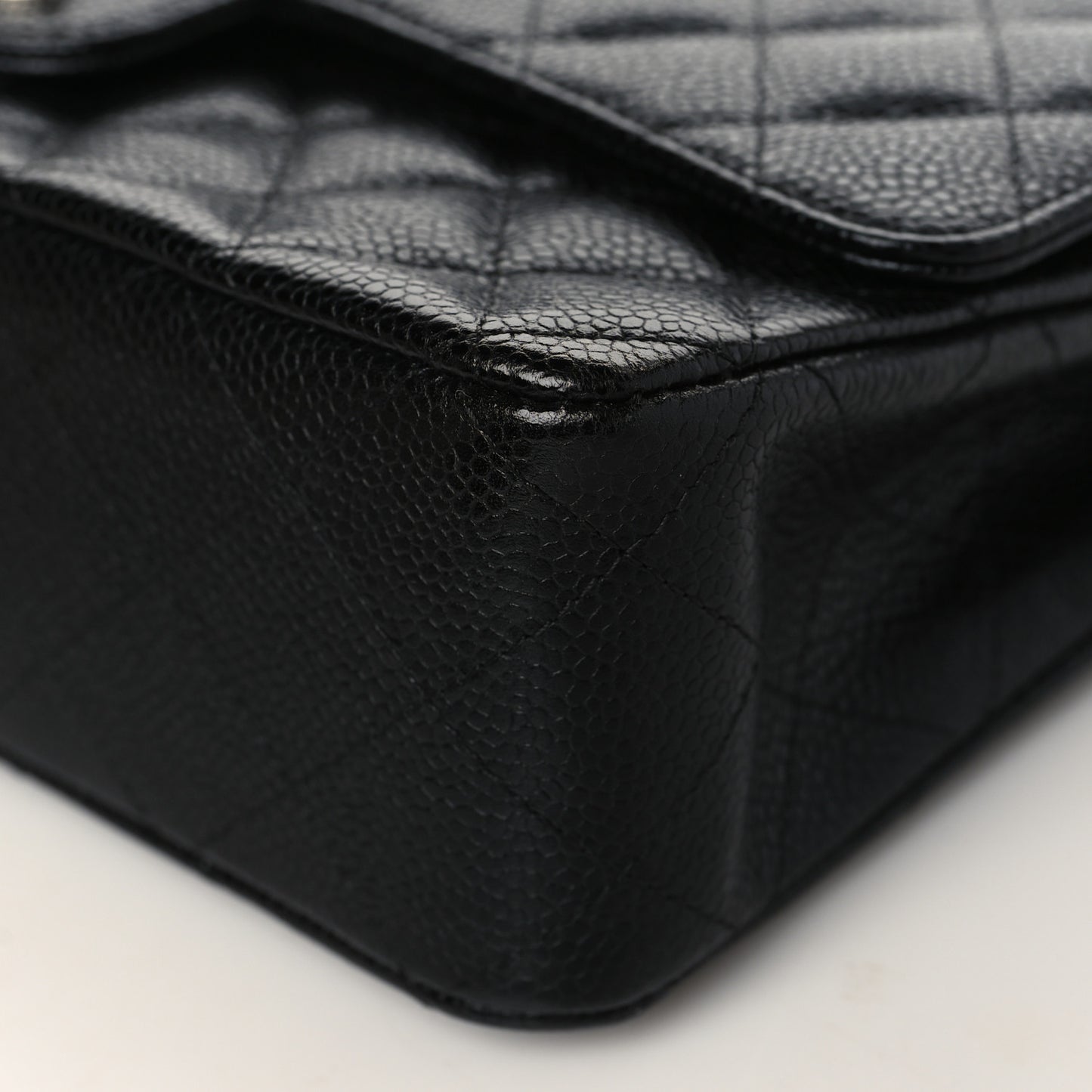 Caviar Quilted Sweetheart Flap Black