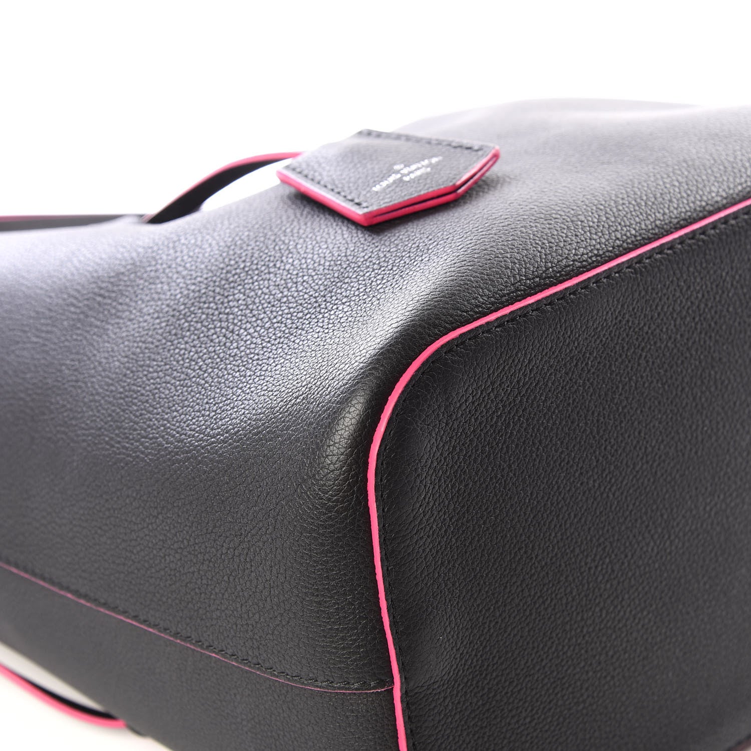 Louis Vuitton Calfskin Lockme Bucket Black 5 of 11