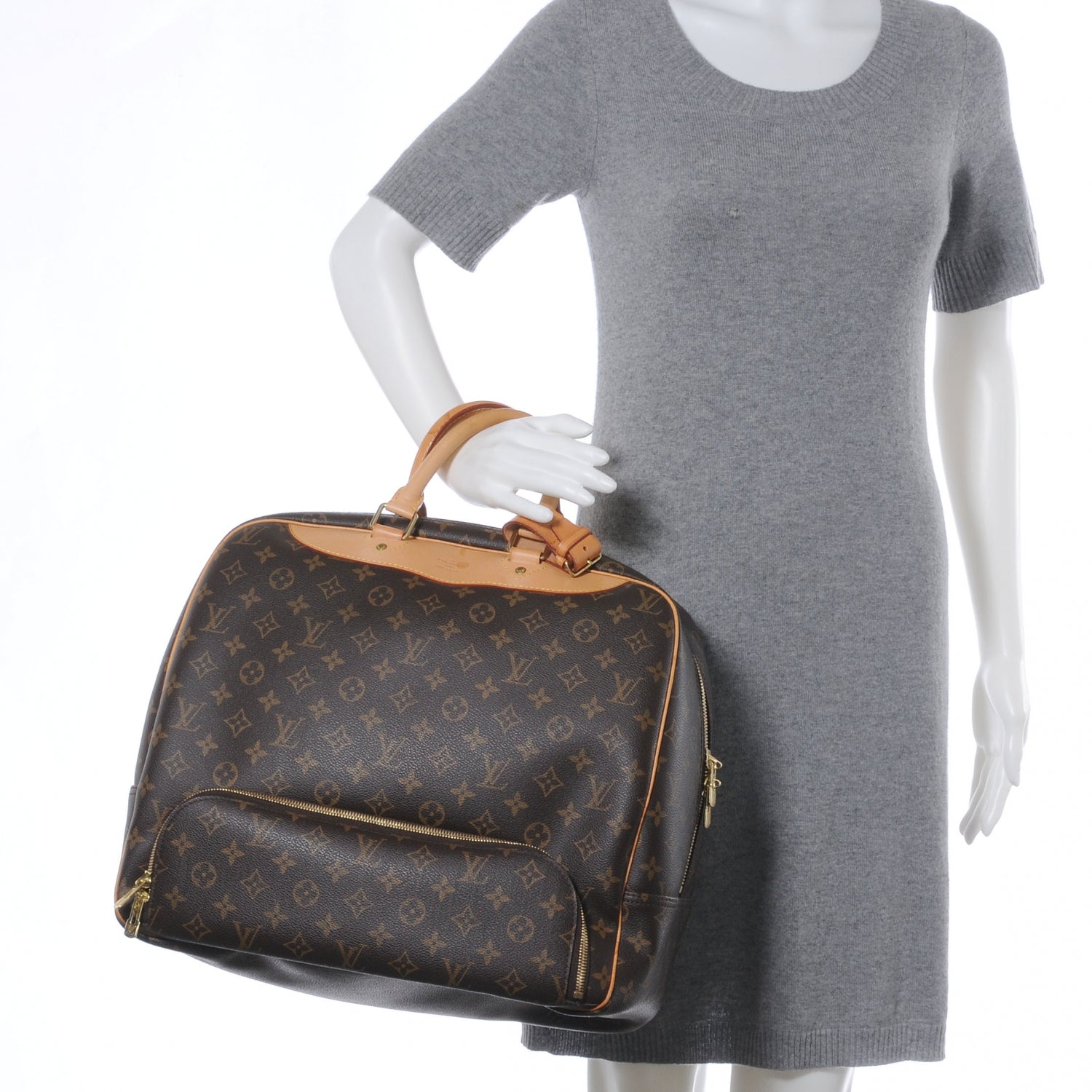 Louis Vuitton Monogram Evasion Sports Bag 2 of 9