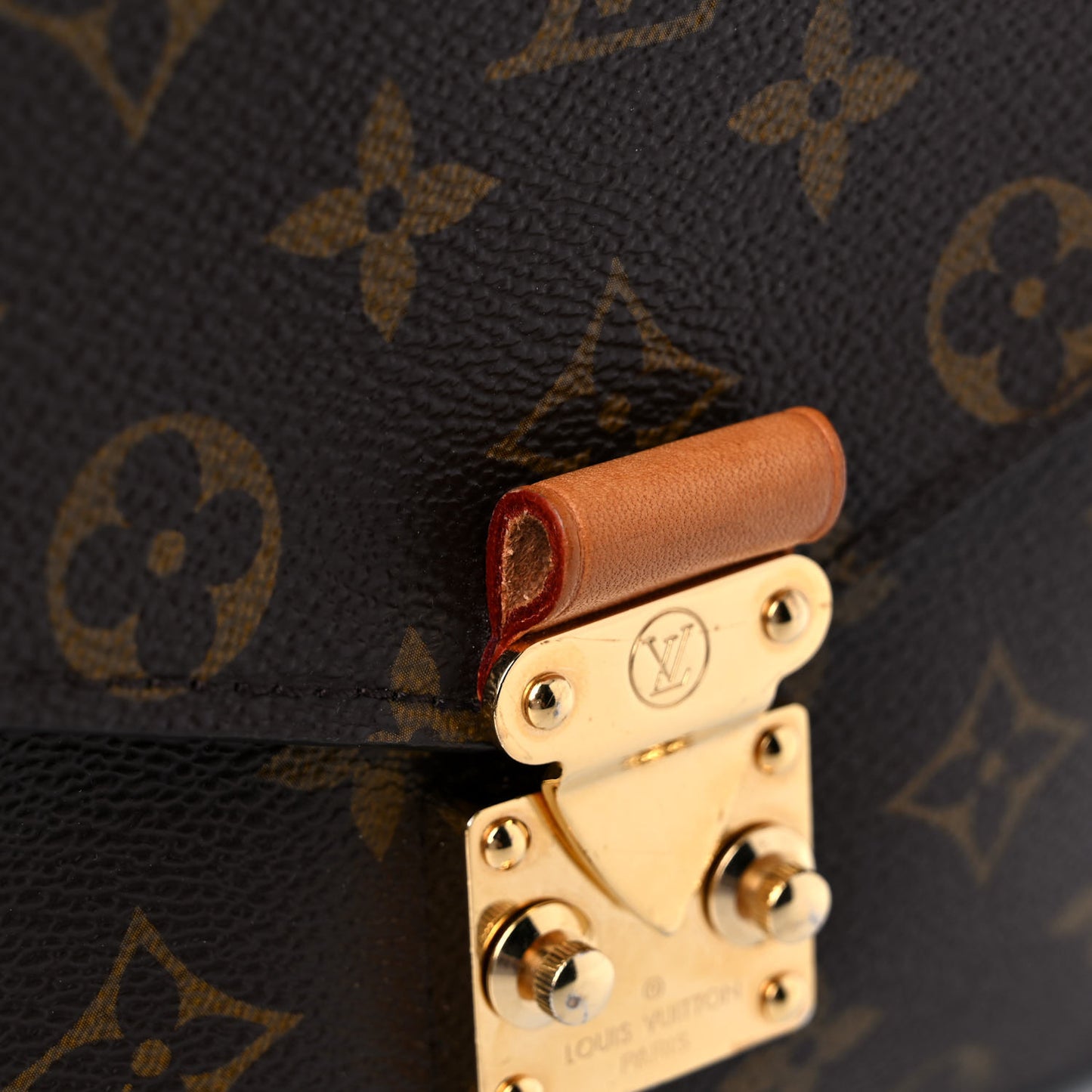 Monogram Pochette Metis
