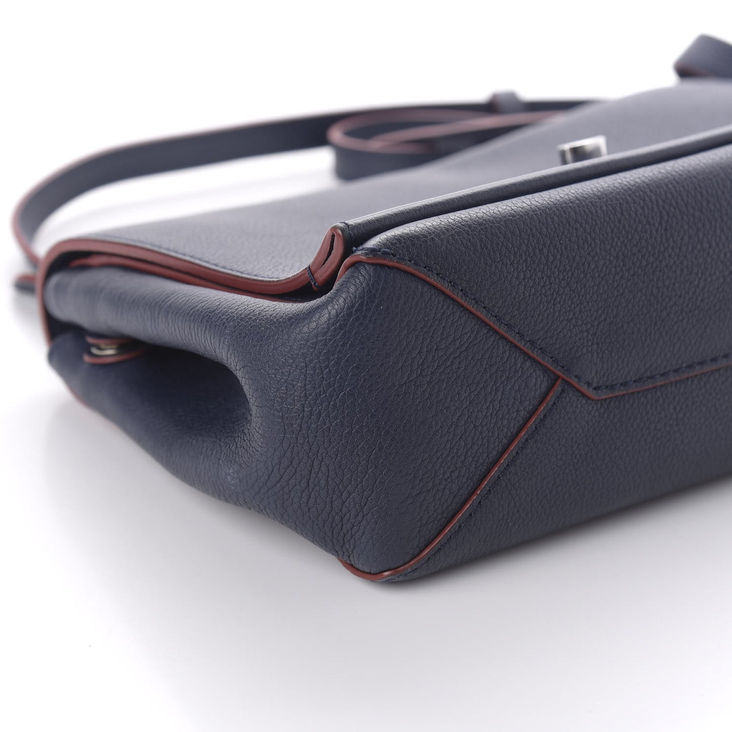 Calfskin Lockme II Chain Bag BB Marine Rouge