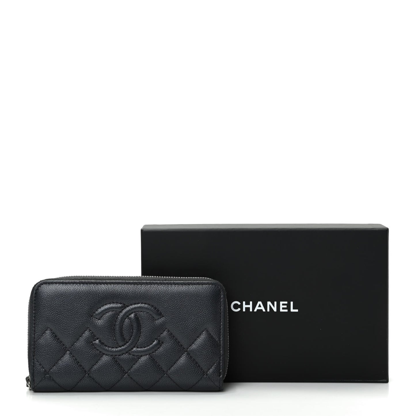 Metallic Caviar Quilted Medium Maxi CC Zip Around Wallet Black