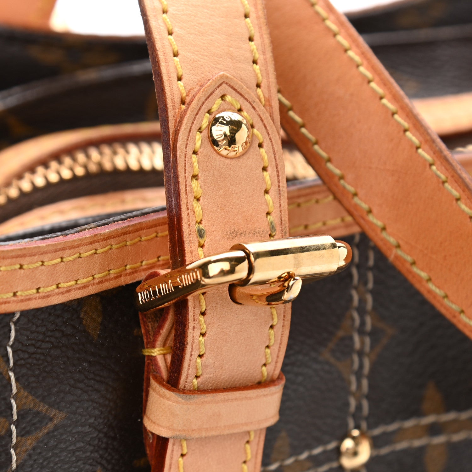 Louis Vuitton Monogram Riveting 15 of 18